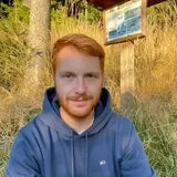 headshot image