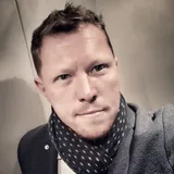 headshot image